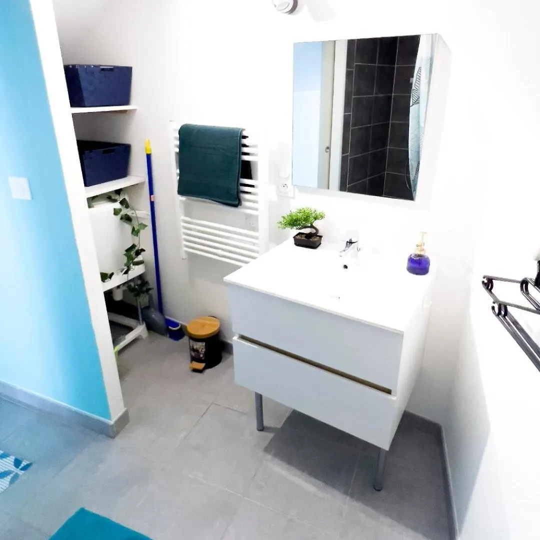 Superbe Appartement Montelimar 0*,